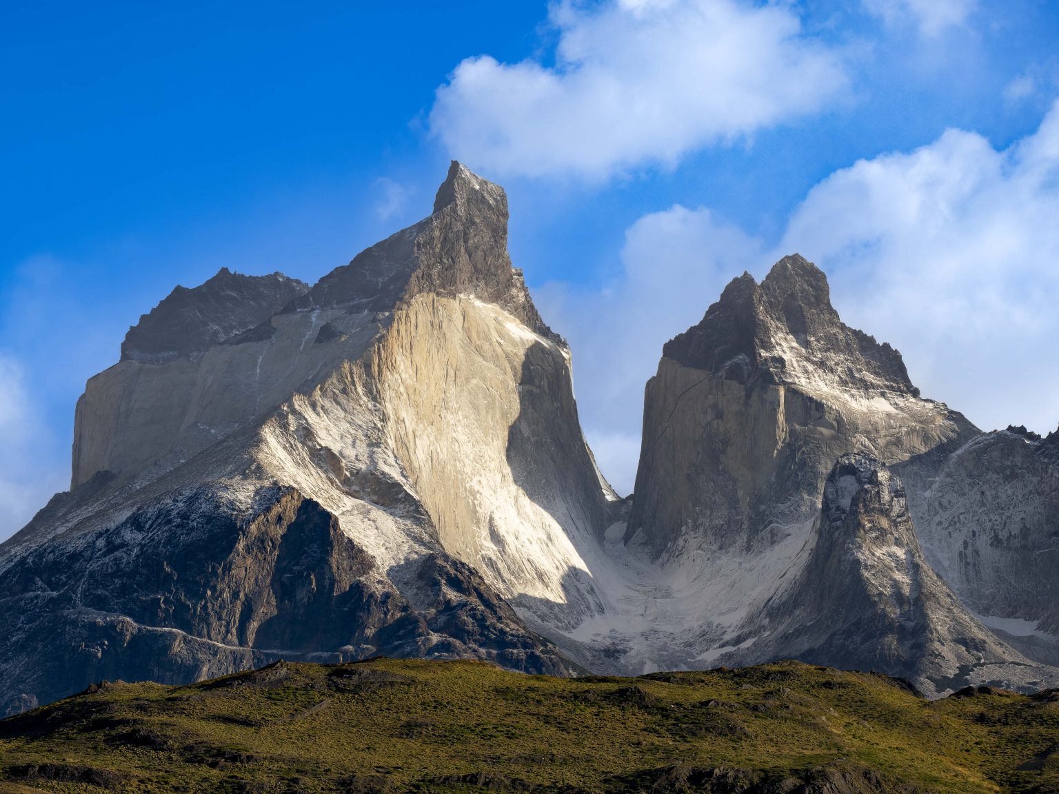 Cuernos del Paine, Torres del Paine NP (by David Jaffe)